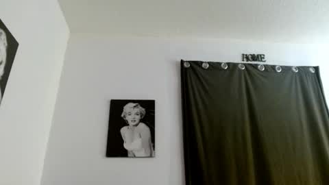 BombshellBaeby online show from 6, 11, 2025