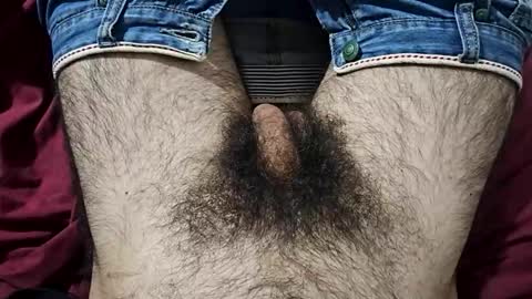 Snapshot of bomvemcam chatting on 23, 4, 2026 Im Bom - Tip if You Liked my Hairy Body - Private Show is Open - Read more about me in the bio below online show from 23, 4, 2026