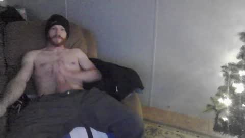 Snapshot of bone_daddy_4u chatting on 28, 12, 2024 Bone daddy online show from 28, 12, 2024