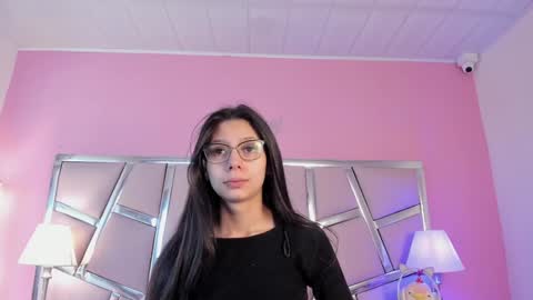 Bonnie  online show from 27, 12, 2024