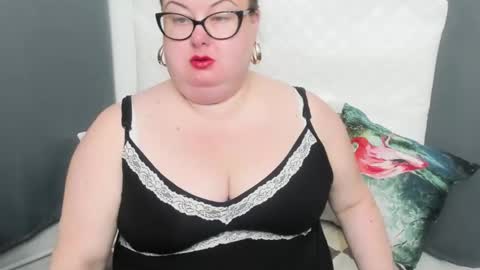 Bonnie online show from 12, 12, 2024