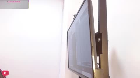 Snapshot of bonniie_22 chatting on 4, 3, 2025 Bonnie online show from 4, 3, 2025