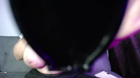 KIM     online show from 28, 2, 2026