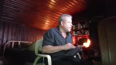 Booshwa online show from 5, 10, 2025