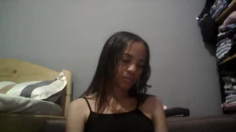 Snapshot of boozyart chatting on 13, 10, 2025 boozyArt online show from 13, 10, 2025