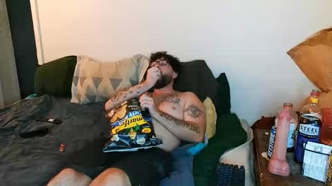 Snapshot of boredandirish21 chatting on 8, 10, 2025 boredandirish21 online show from 8, 10, 2025