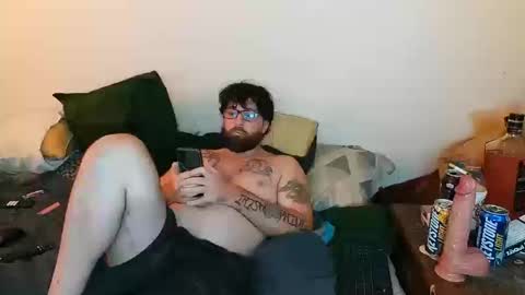 Snapshot of boredandirish21 chatting on 11, 10, 2025 boredandirish21 online show from 11, 10, 2025