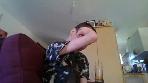 boredlul online show from 25, 4, 2026