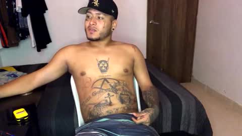 Snapshot of boss_master99 chatting on 23, 4, 2026 Jesus online show from 23, 4, 2026