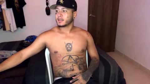 Snapshot of boss_master99 chatting on 28, 4, 2026 Jesus online show from 28, 4, 2026