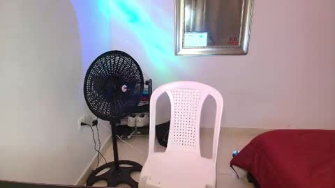 Snapshot of boss_master99 chatting on 21, 5, 2026 Jesus online show from 21, 5, 2026
