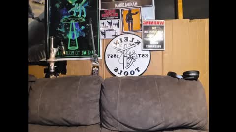 Snapshot of bossdeuce420 chatting on 6, 4, 2026 bossdeuce420 online show from 6, 4, 2026