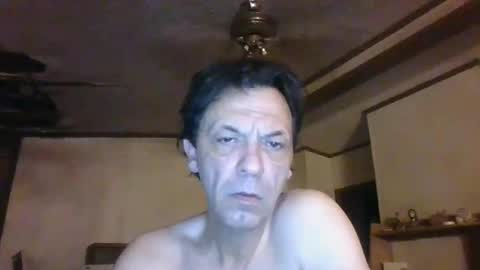 Snapshot of bottomcdforoldersc chatting on 21, 10, 2025 James online show from 21, 10, 2025