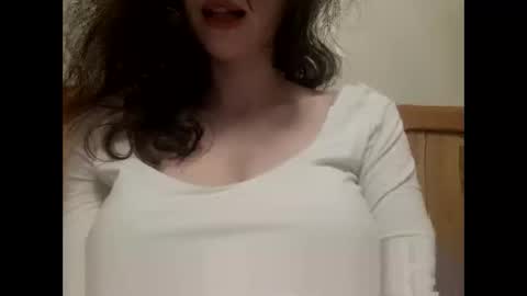Snapshot of bouncyqueenmajesty chatting on 1, 6, 2026 Bouncy Queen Majesty online show from 1, 6, 2026