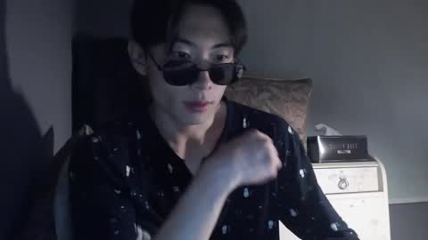 boxman556990 online show from 6, 12, 2024