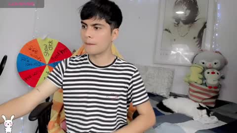 Aaron online show from 8, 1, 2025