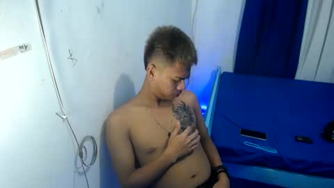 Snapshot of boyax16 chatting on 8, 1, 2025 boyax16 online show from 8, 1, 2025