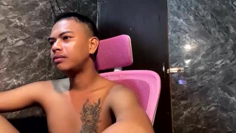 Snapshot of boyax16 chatting on 26, 11, 2025 boyax16 online show from 26, 11, 2025