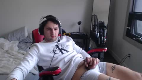 For business or to fuck me contact me boybigcocks Follow my OF  online show from 12, 3, 2025