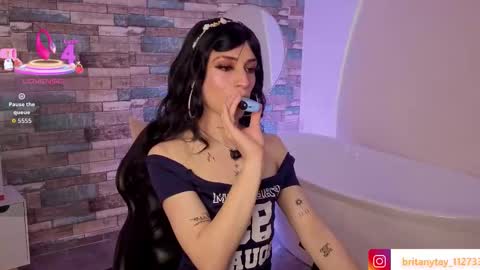 Snapshot of boyfox_tay chatting on 17, 12, 2025 boyfox_tay online show from 17, 12, 2025