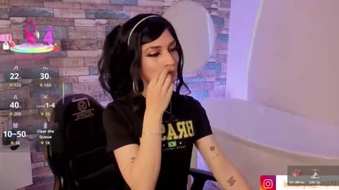 Snapshot of boyfox_tay chatting on 18, 12, 2025 boyfox_tay online show from 18, 12, 2025