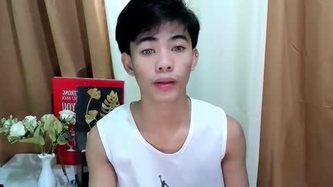 Snapshot of boynextdoor4ux chatting on 23, 10, 2025 HI IM JAMES DONT FORGET GIVE ME THUMBS UP AND JOIN TO MY FANCLUB online show from 23, 10, 2025