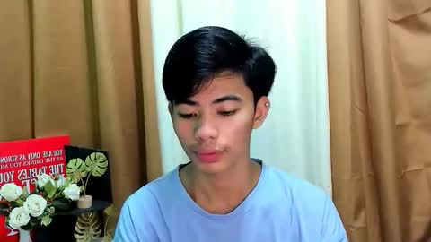 Snapshot of boynextdoor4ux chatting on 9, 11, 2025 HI IM JAMES DONT FORGET GIVE ME THUMBS UP AND JOIN TO MY FANCLUB online show from 9, 11, 2025