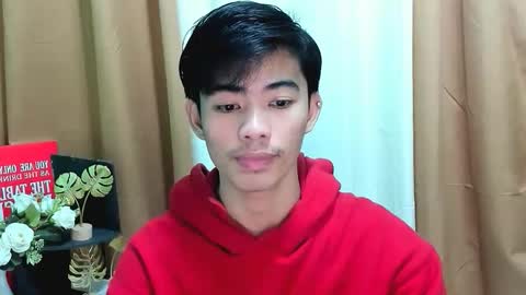 Snapshot of boynextdoor4ux chatting on 11, 11, 2025 HI IM JAMES DONT FORGET GIVE ME THUMBS UP AND JOIN TO MY FANCLUB online show from 11, 11, 2025