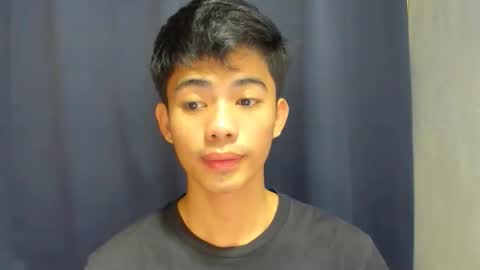 Snapshot of boynextdoor4ux chatting on 14, 12, 2025 HI IM JAMES DONT FORGET GIVE ME THUMBS UP AND JOIN TO MY FANCLUB online show from 14, 12, 2025