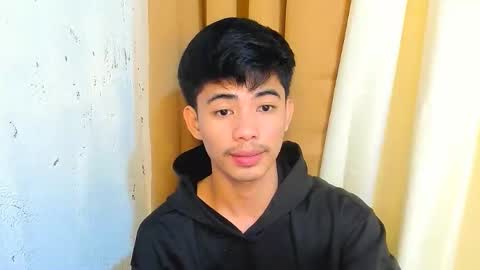 Snapshot of boynextdoor4ux chatting on 8, 1, 2026 HI IM JAMES DONT FORGET GIVE ME THUMBS UP AND JOIN TO MY FANCLUB online show from 8, 1, 2026