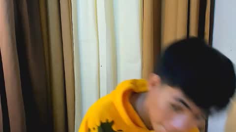 Snapshot of boynextdoor4ux chatting on 12, 1, 2026 HI IM JAMES DONT FORGET GIVE ME THUMBS UP AND JOIN TO MY FANCLUB online show from 12, 1, 2026