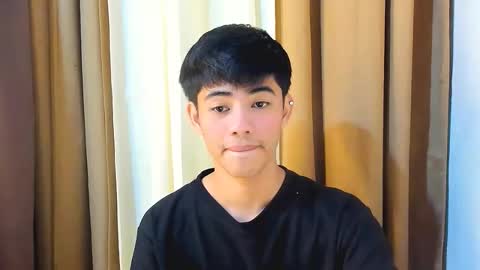 Snapshot of boynextdoor4ux chatting on 17, 1, 2026 HI IM JAMES DONT FORGET GIVE ME THUMBS UP AND JOIN TO MY FANCLUB online show from 17, 1, 2026