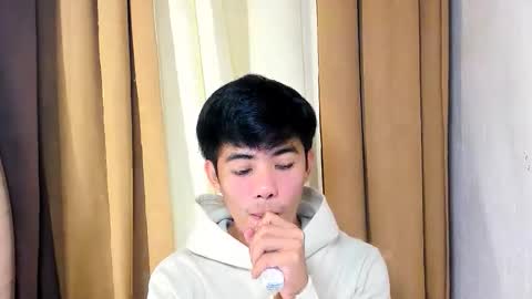 Snapshot of boynextdoor4ux chatting on 8, 2, 2026 HI IM JAMES DONT FORGET GIVE ME THUMBS UP AND JOIN TO MY FANCLUB online show from 8, 2, 2026