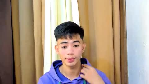 Snapshot of boynextdoor4ux chatting on 11, 2, 2026 HI IM JAMES DONT FORGET GIVE ME THUMBS UP AND JOIN TO MY FANCLUB online show from 11, 2, 2026