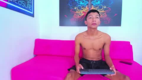 boys_twink69 online show from 14, 6, 2026