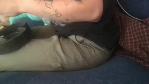 boywithbug online show from 28, 1, 2025