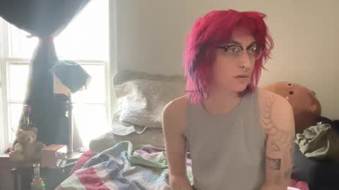 boywithbug online show from 25, 3, 2026