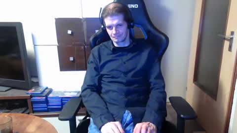 Snapshot of bponie1 chatting on 3, 1, 2025 bponie1 online show from 3, 1, 2025