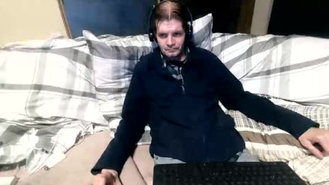 Snapshot of bponie1 chatting on 2, 11, 2025 bponie1 online show from 2, 11, 2025