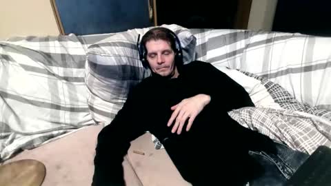 Snapshot of bponie1 chatting on 16, 11, 2025 bponie1 online show from 16, 11, 2025