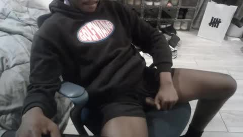 Snapshot of bquen400 chatting on 19, 9, 2025 bquen400 online show from 19, 9, 2025