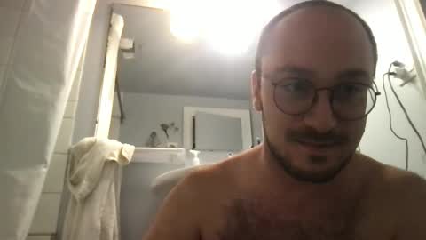 Snapshot of br0gore chatting on 15, 11, 2025 JD. online show from 15, 11, 2025