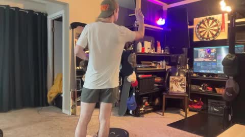 Snapshot of brad_bounce chatting on 21, 4, 2026 Brad Ballsy online show from 21, 4, 2026