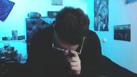 brad hot boy online show from 20, 2, 2026