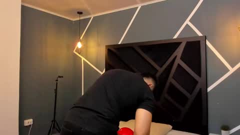 brad summer online show from 14, 2, 2025