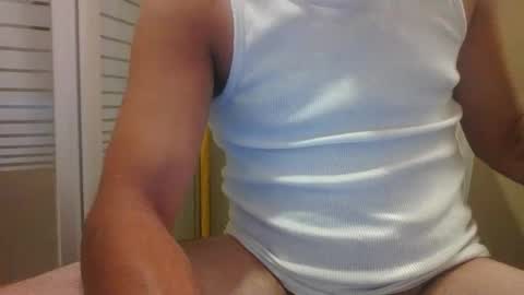 Snapshot of bradynoggle chatting on 2, 10, 2025 bradynoggle online show from 2, 10, 2025