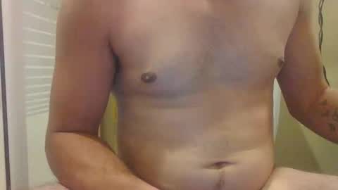 Snapshot of bradynoggle chatting on 2, 11, 2025 bradynoggle online show from 2, 11, 2025