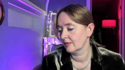 I see you X-twitter its braingirl online show from 20, 5, 2026
