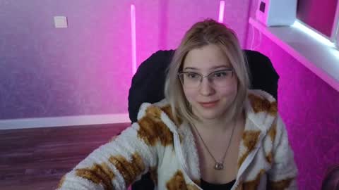 Belle  online show from 5, 2, 2025