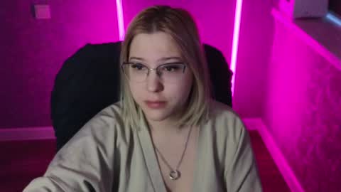 Belle  online show from 8, 2, 2025